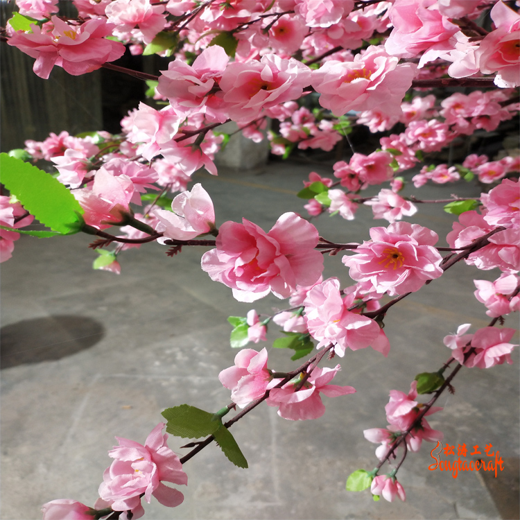 仿真桃花樹真的適合綠化環(huán)境裝飾嗎？